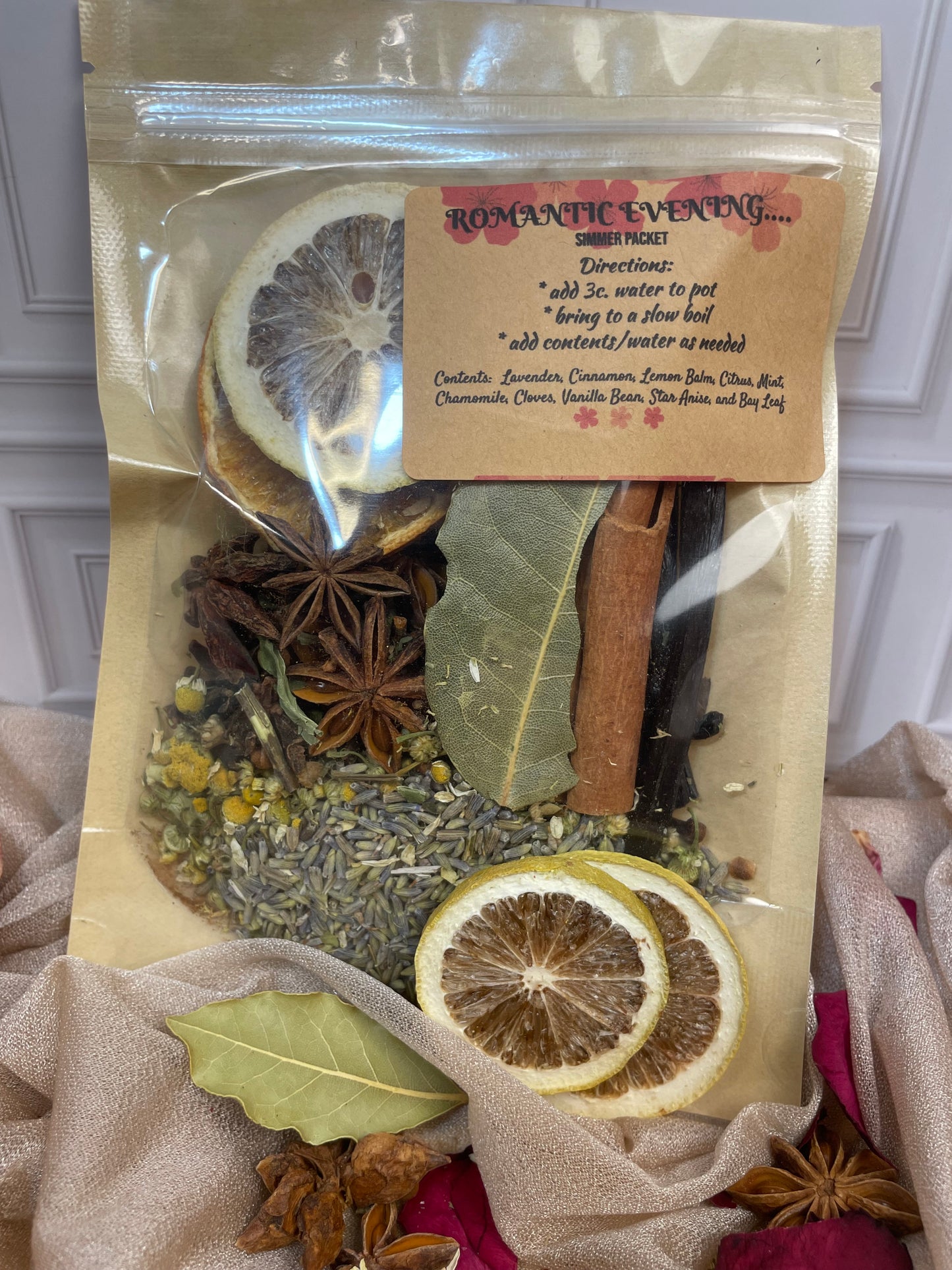 💕 Valentine’s Day 2026 Simmer Pot Packets
Choose Your Scent: Love Is in the Air or Romantic Evening