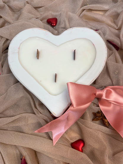 Heart on Fire – Three-Wick Soy Wax Candle in White Wooden Dough Bowl | Mixed Berry Romance