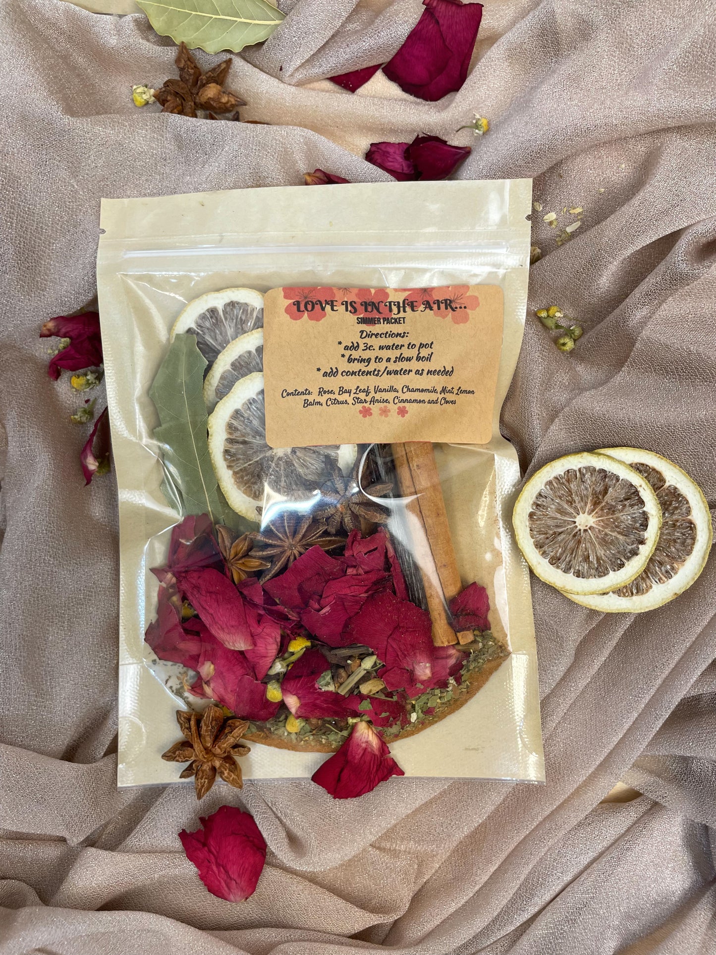 💕 Valentine’s Day 2026 Simmer Pot Packets

Choose Your Scent: Love Is in the Air or Romantic Evening