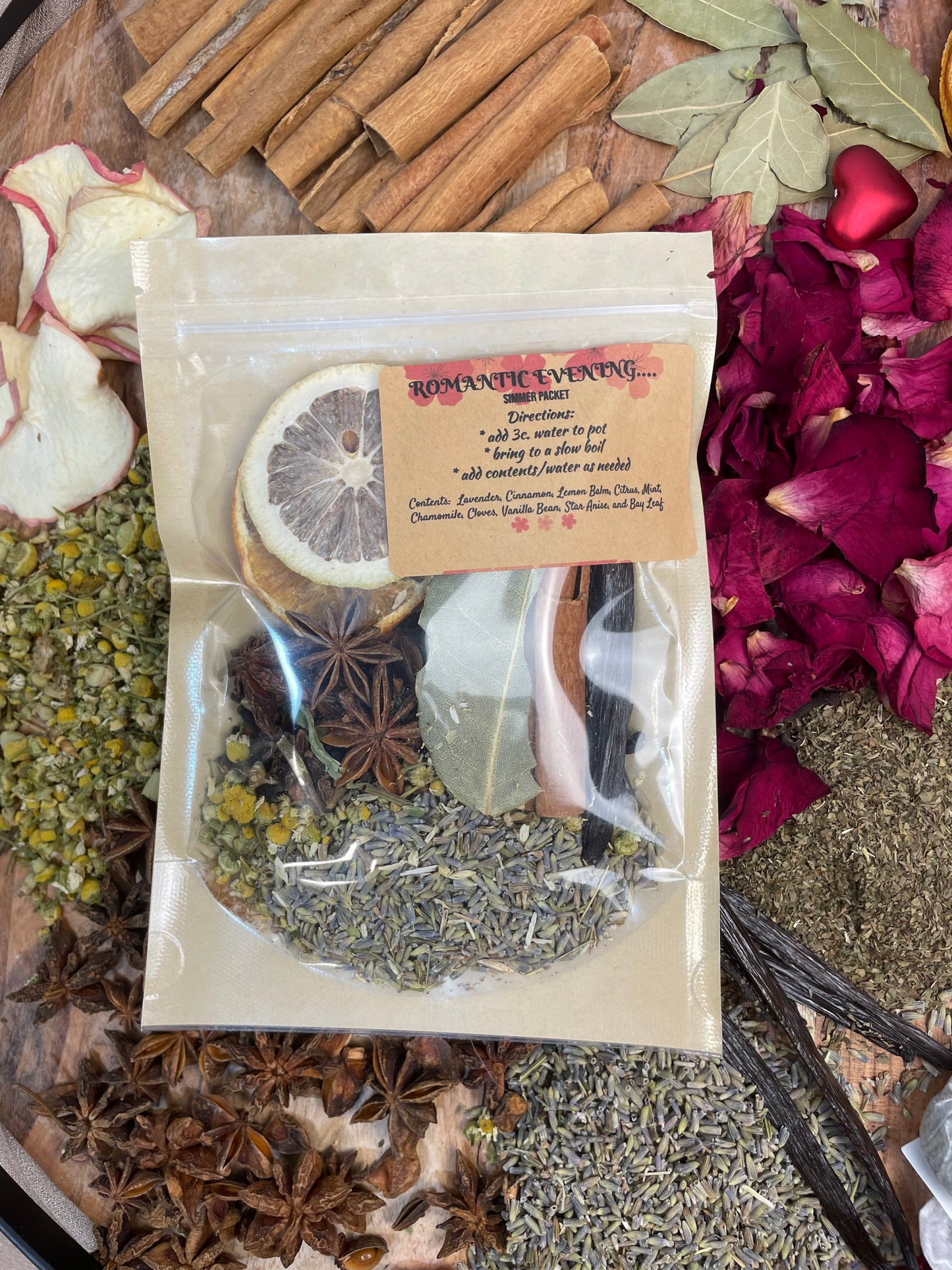 💕 Valentine’s Day 2026 Simmer Pot Packets

Choose Your Scent: Love Is in the Air or Romantic Evening